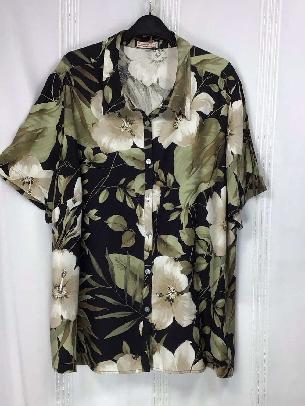 Women's Jamaica Bay Black Cream Olive Floral Short Sleeve Button-Down Shirt 2X